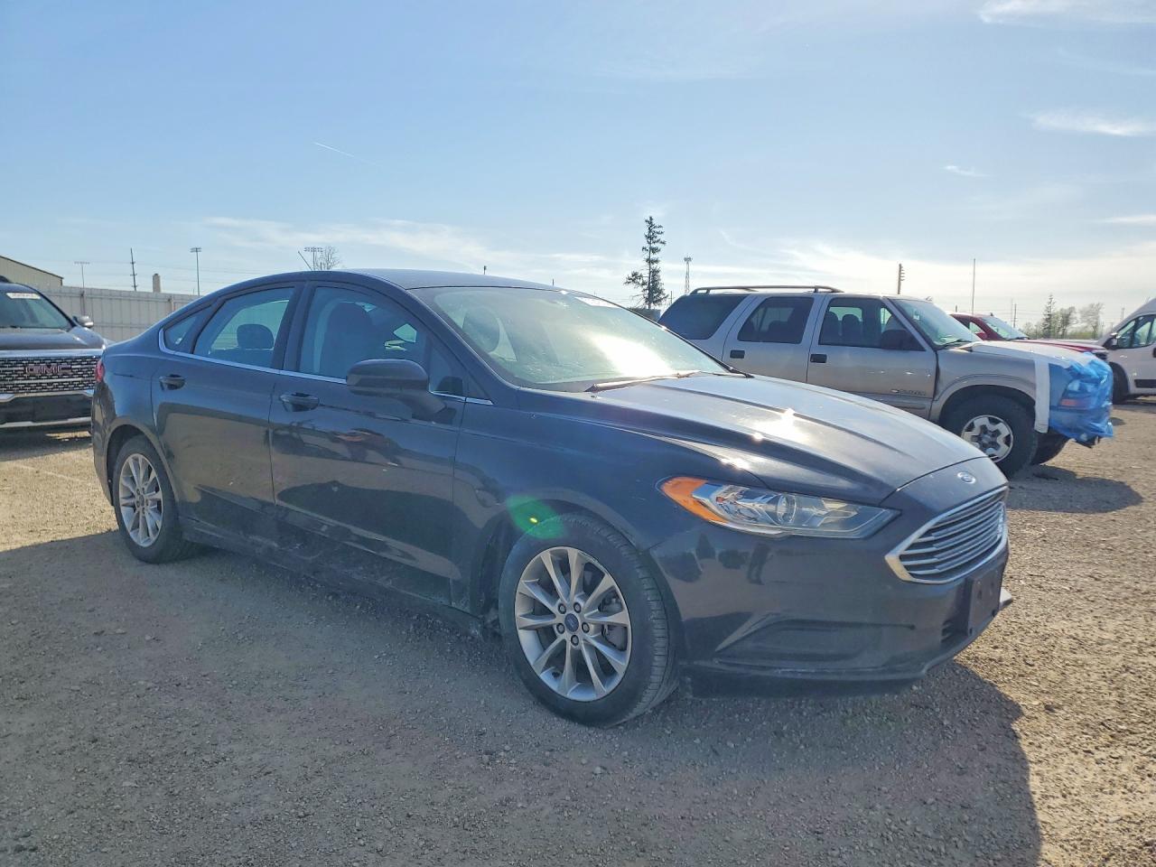 2017 Ford Fusion Se - Фото 4