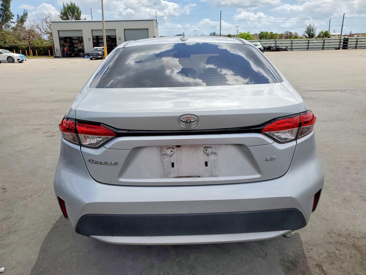 2020 Toyota Corolla Le - Фото 6