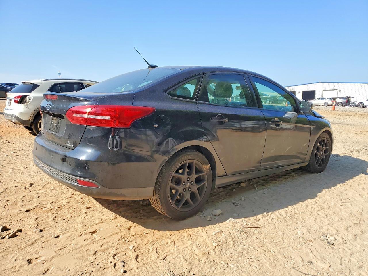 2016 Ford Focus Se - Фото 3