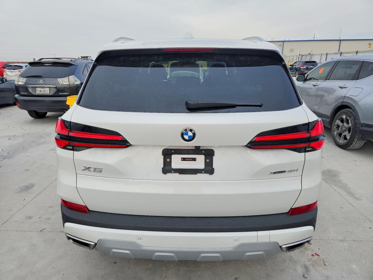 2025 BMW X5 xDrive40I - Image 6