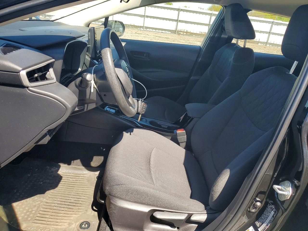 2022 Toyota Corolla Le - Фото 7