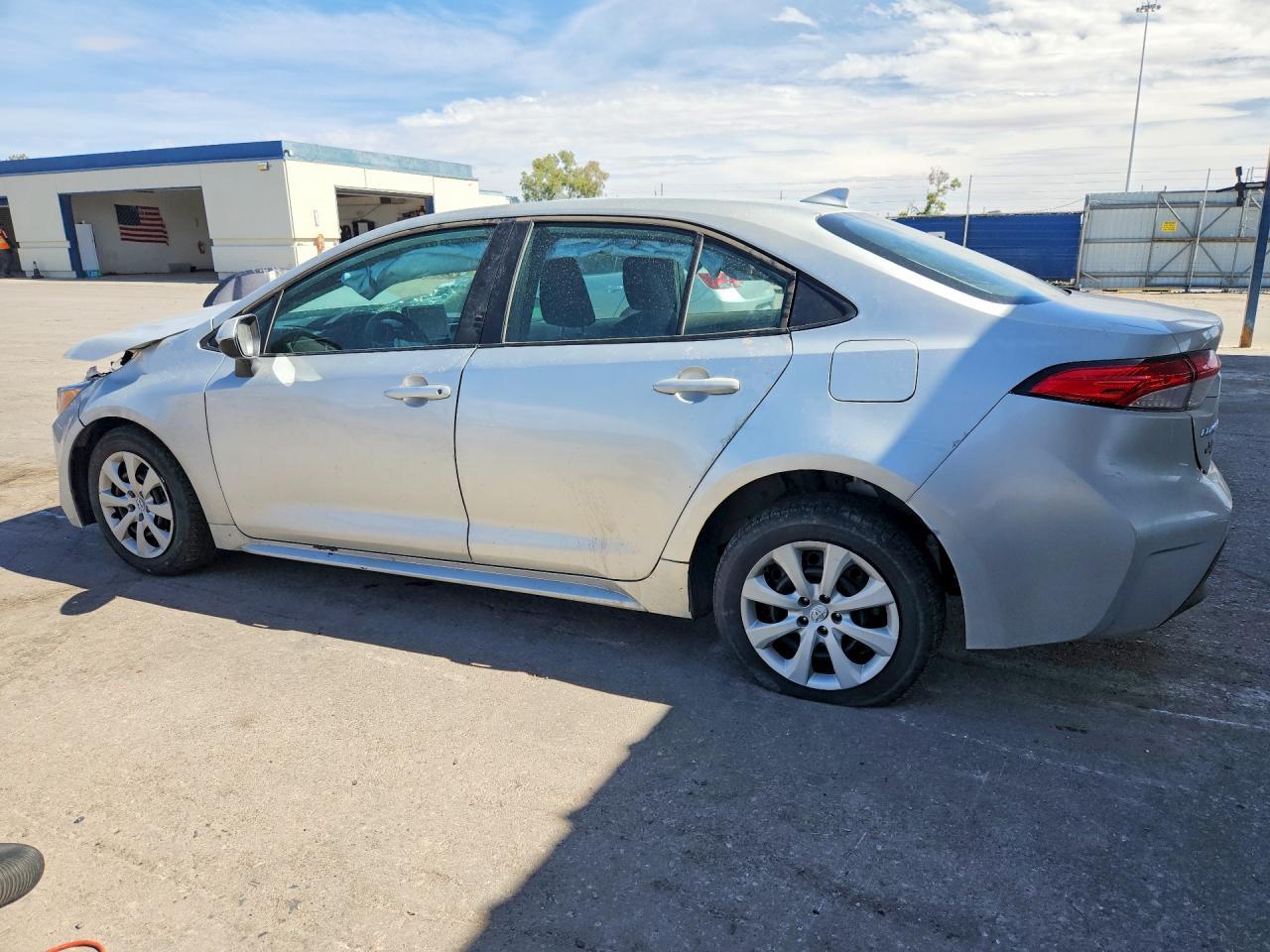 2024 Toyota Corolla Le - Image 2