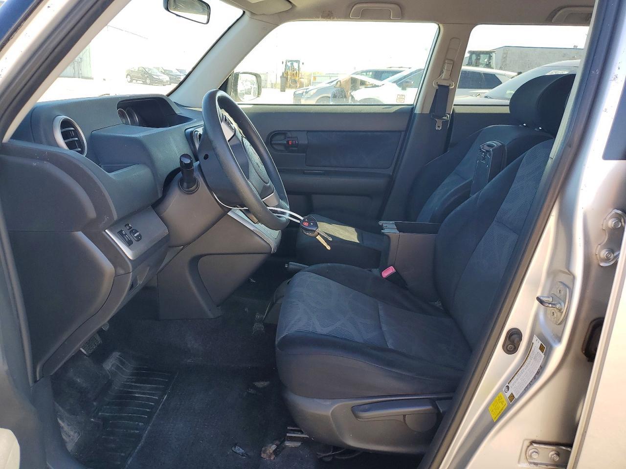 2012 Scion Xb Base - Фото 7