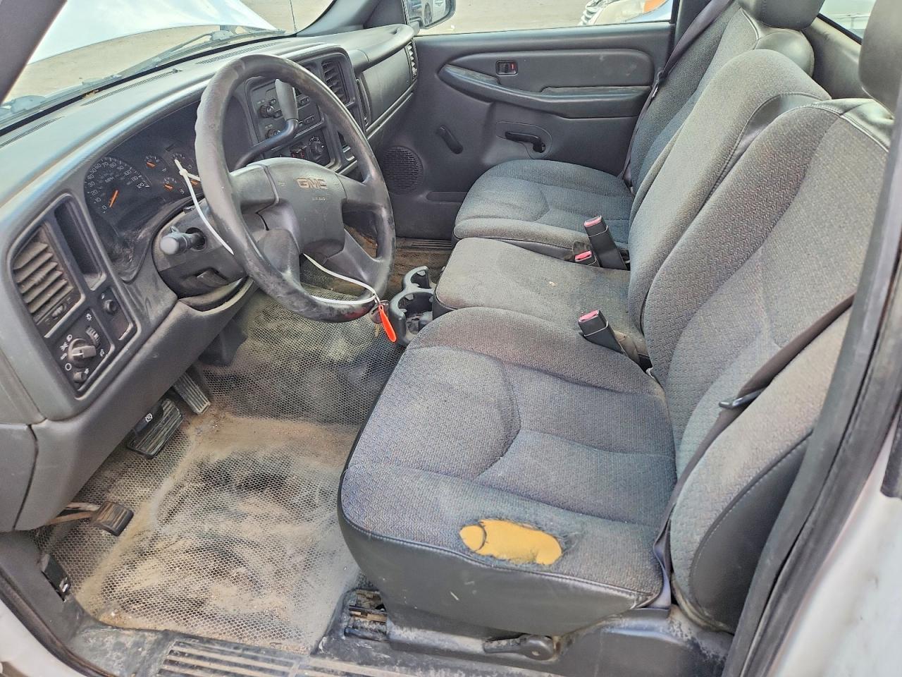 2005 GMC New Sierra C1500 - Фото 7