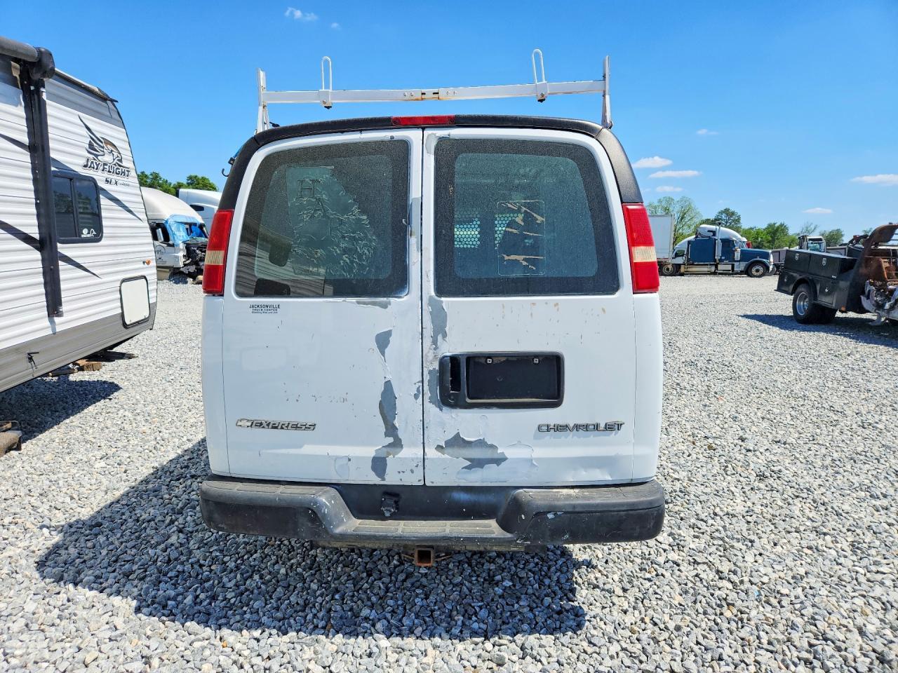 2005 Chevrolet Express 1500 Utility / Service Van - Image 6