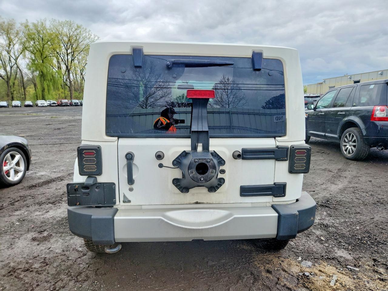 2013 Jeep Wrangler Sahara - Фото 6