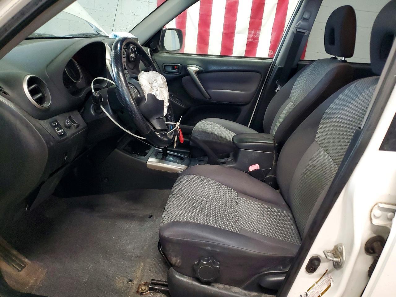 2004 Toyota Rav4 Base - Image 7