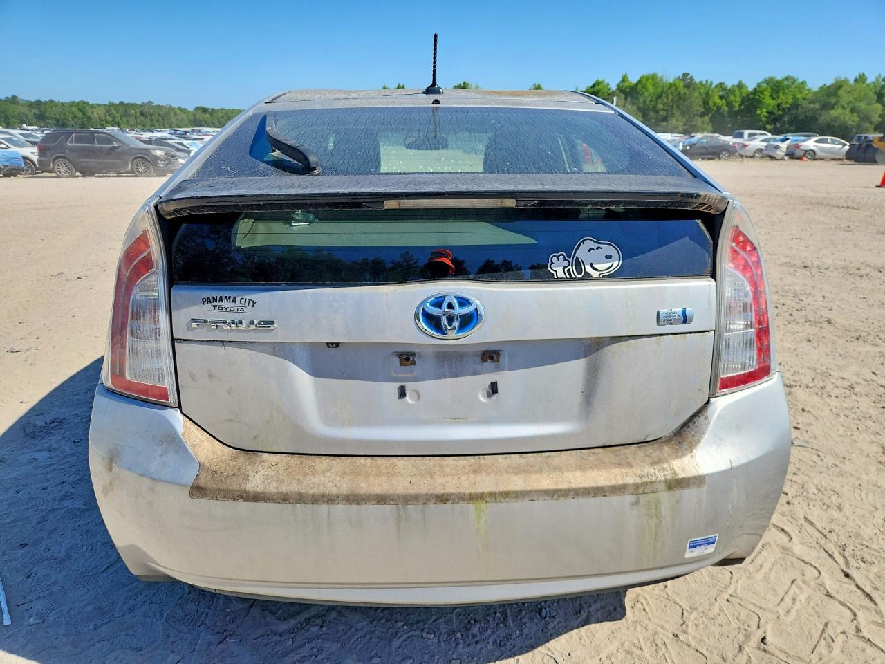 2015 Toyota Prius Four - Image 6