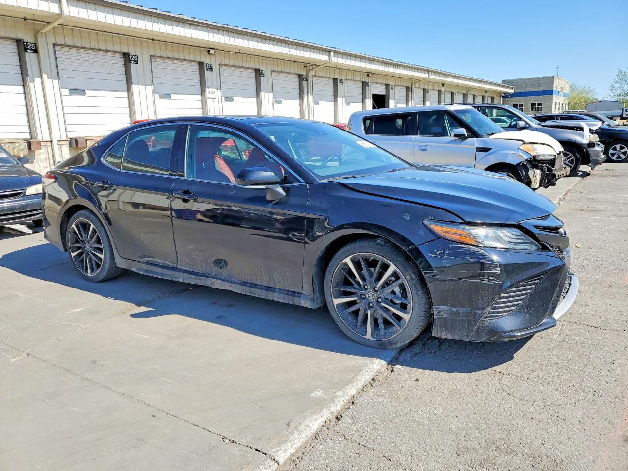 2019 Toyota Camry Xse - Image 4