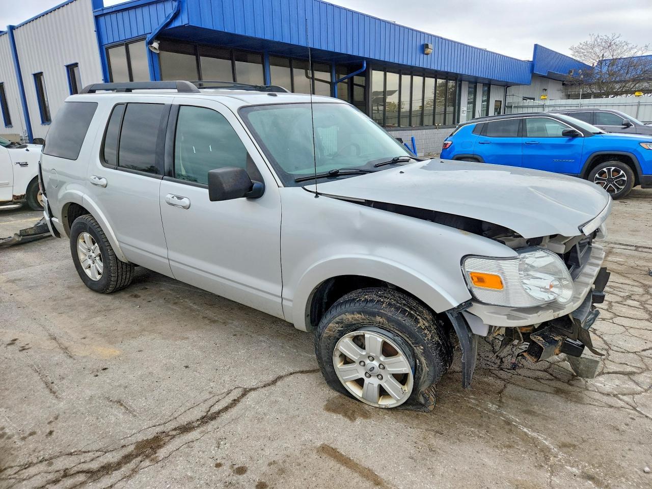2010 Ford Explorer Xlt - Фото 4
