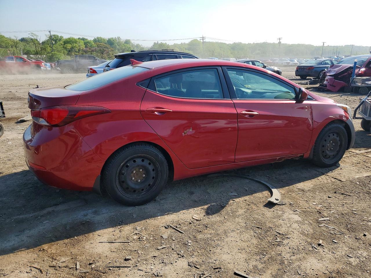 2014 Hyundai Elantra Se - Фото 3