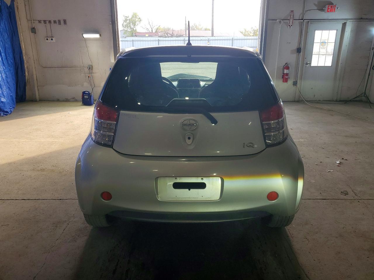 2013 Scion Iq Base - Фото 6