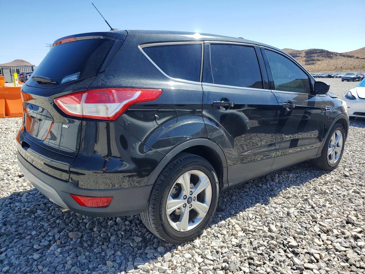 2015 Ford Escape Se - Фото 3