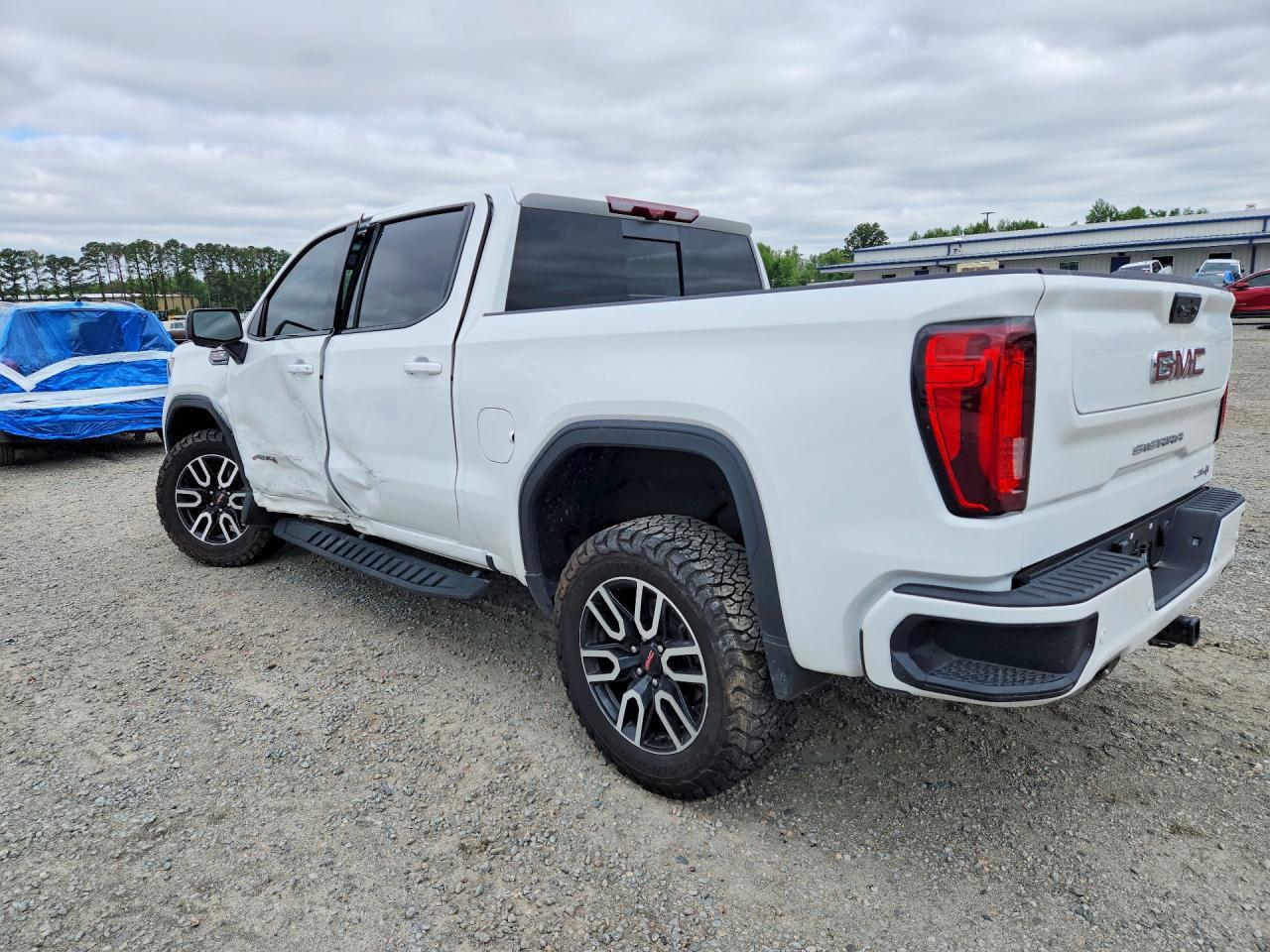 2025 GMC Sierra K1500 At4 - Фото 2