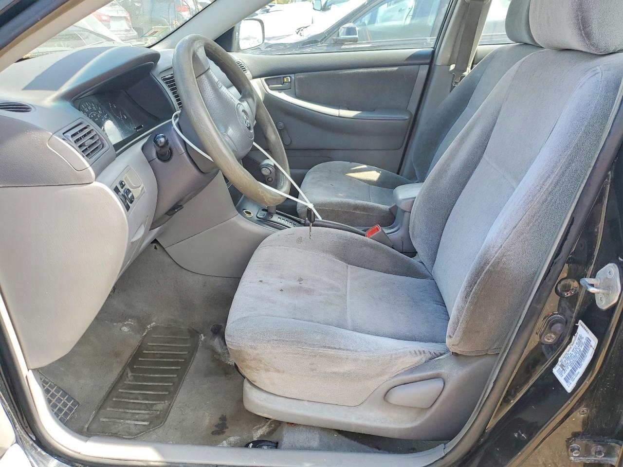 2004 Toyota Corolla Ce - Image 7