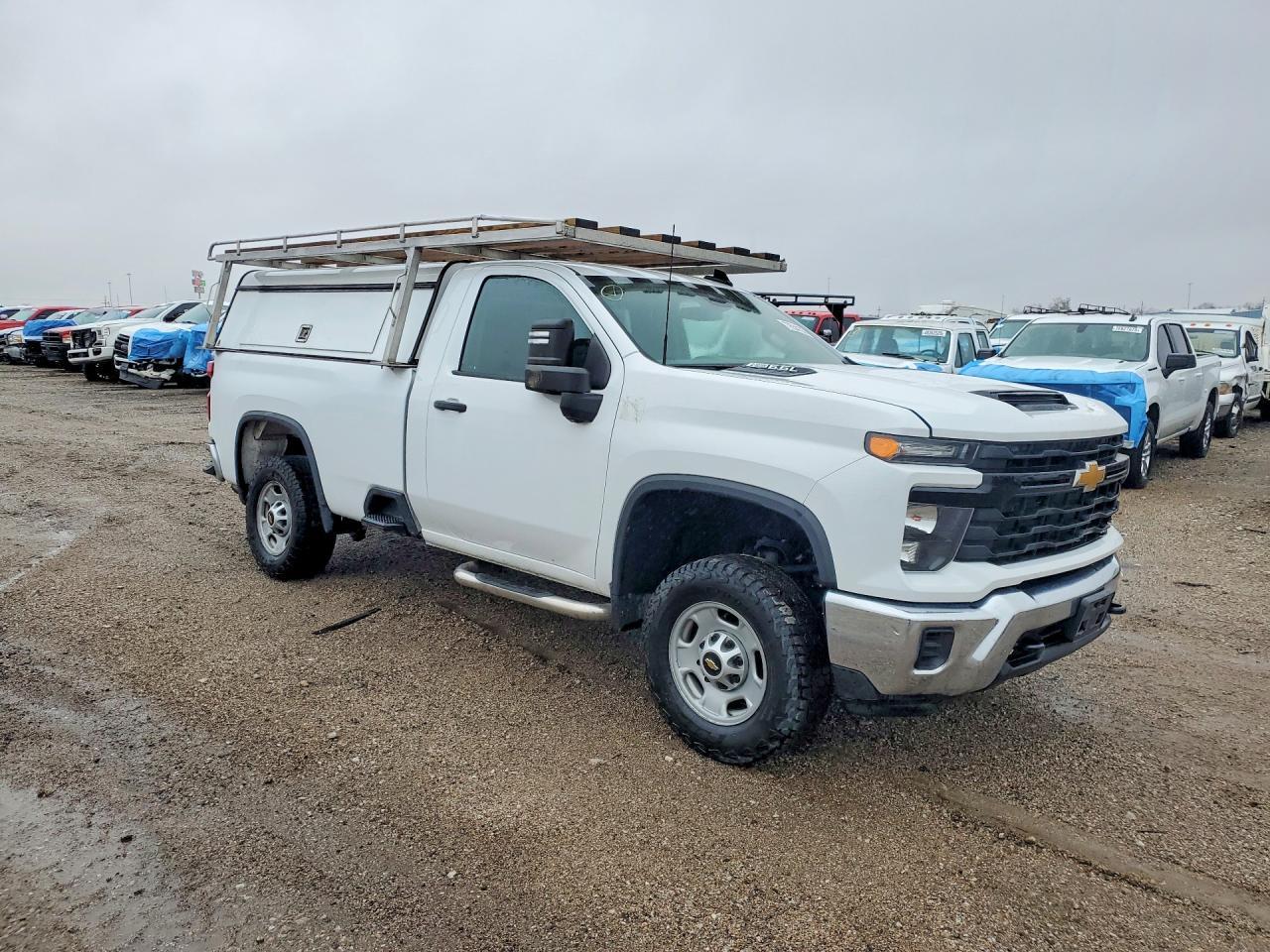 2024 Chevrolet Silverado C2500 Heavy Duty - Фото 4
