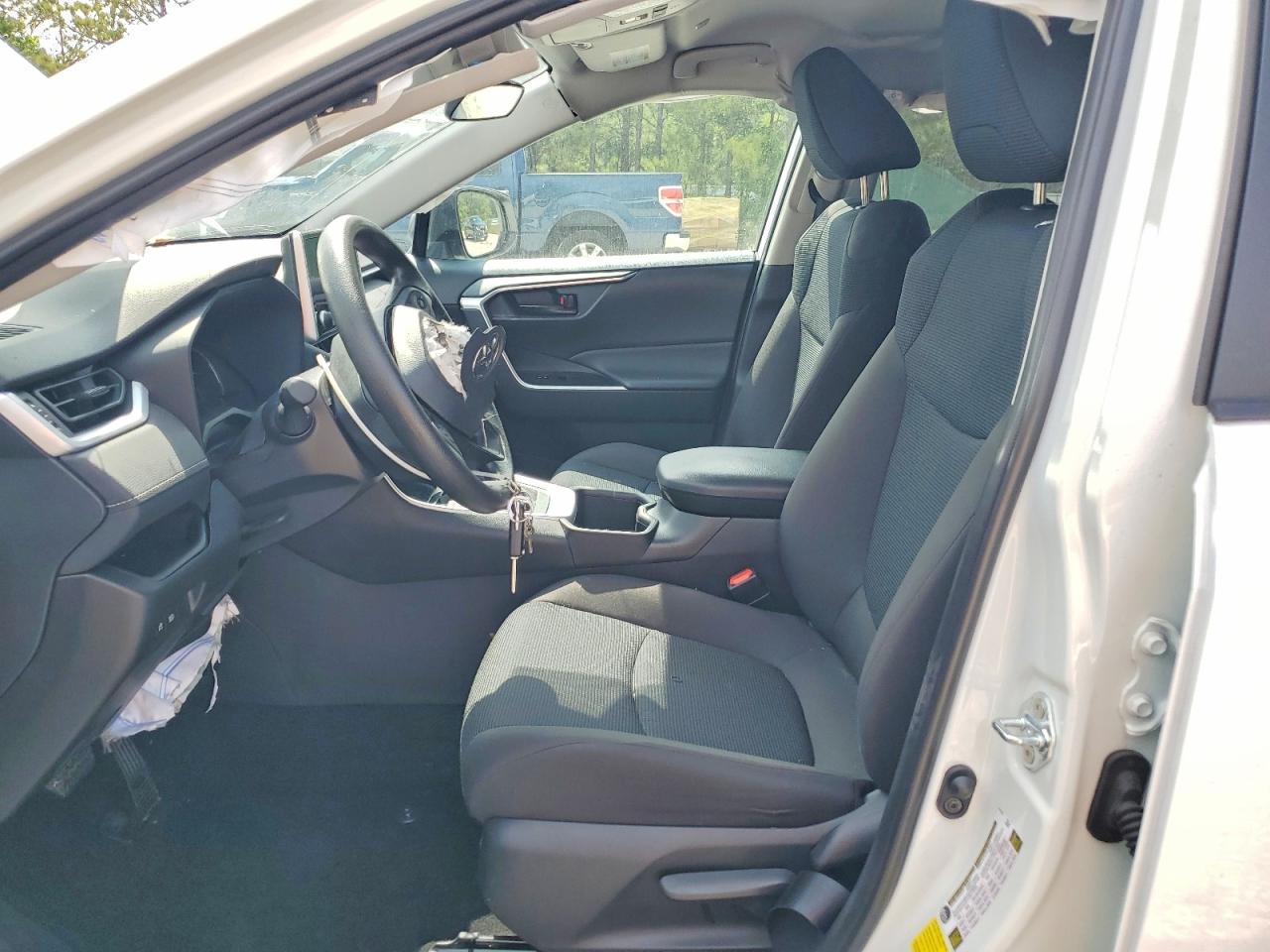 2025 Toyota Rav4 Le - Фото 7