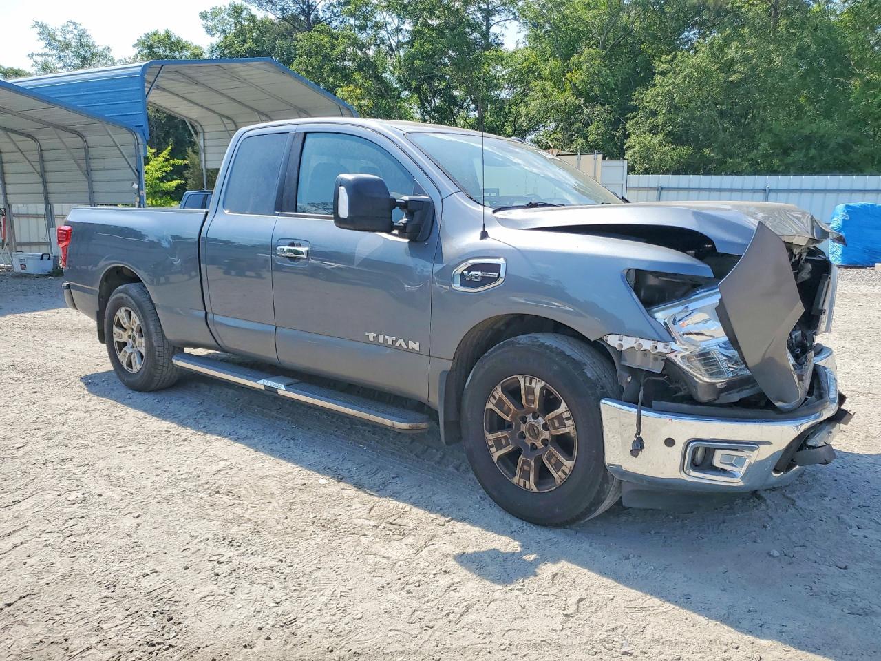 2017 Nissan Titan Sv - Image 4