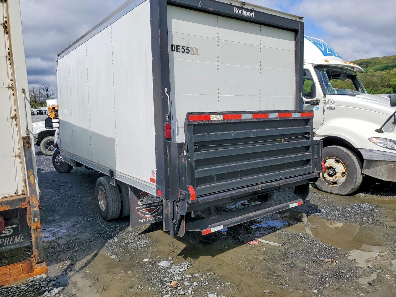 2019 Ford E350 Box Truck - Image 2
