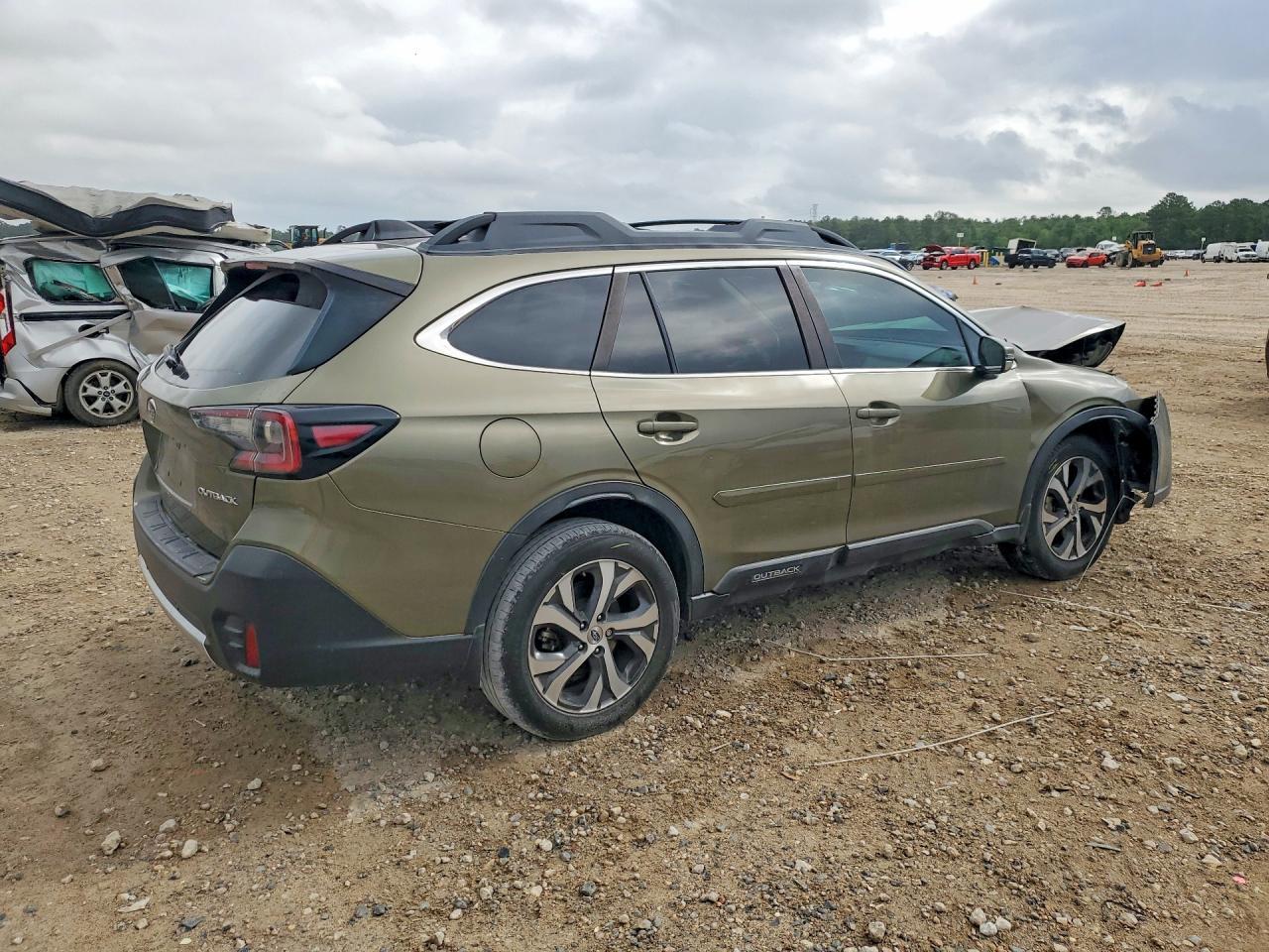 2020 Subaru Outback Limited - Фото 3