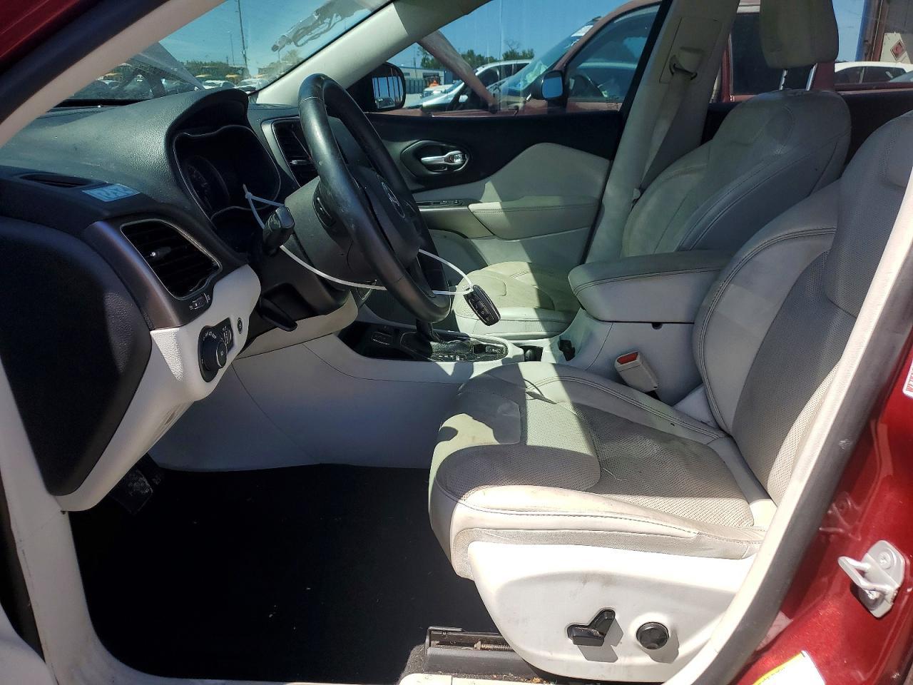 2019 Jeep Cherokee Limited - Image 7
