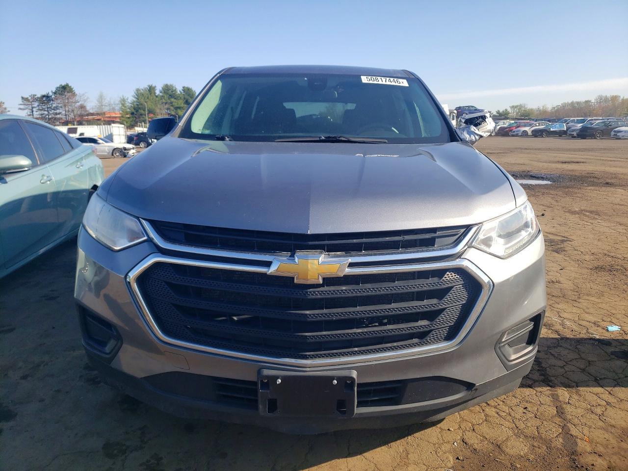 2021 Chevrolet Traverse Ls - Фото 5