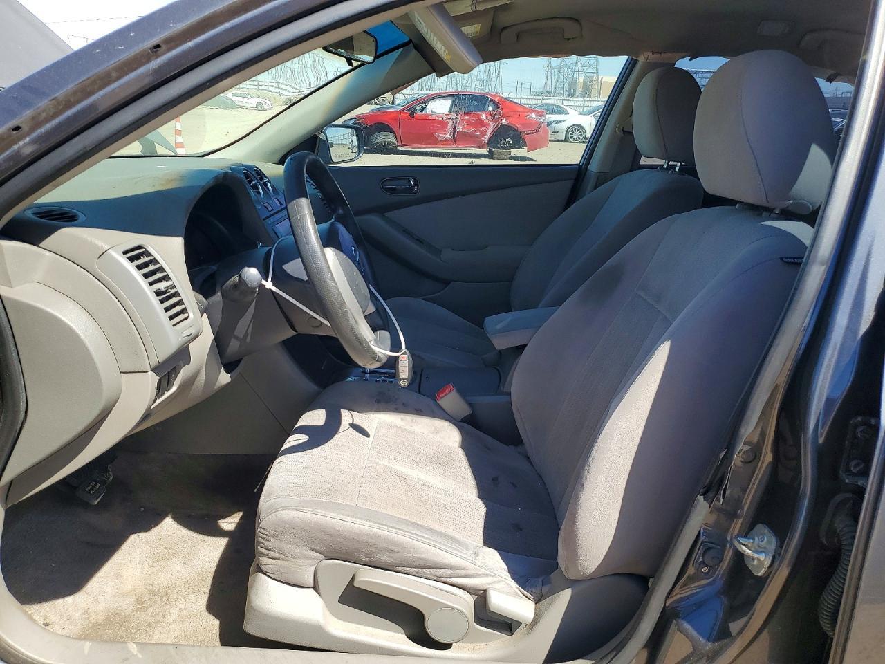 2012 Nissan Altima 2.5 - Image 7