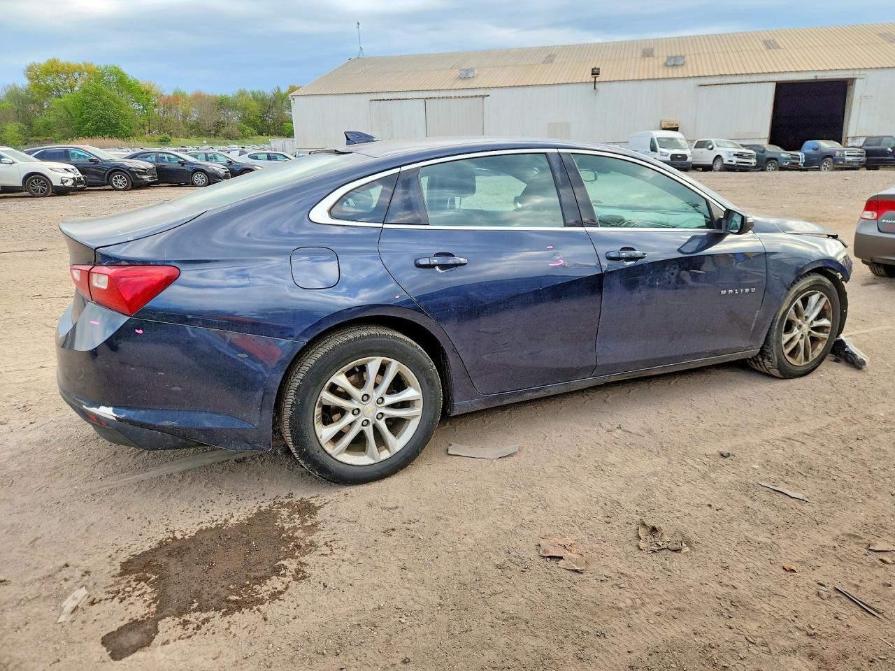 2017 Chevrolet Malibu Lt - Фото 3