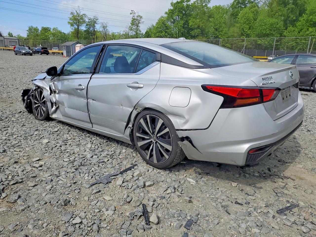 2020 Nissan Altima Sr - Фото 2