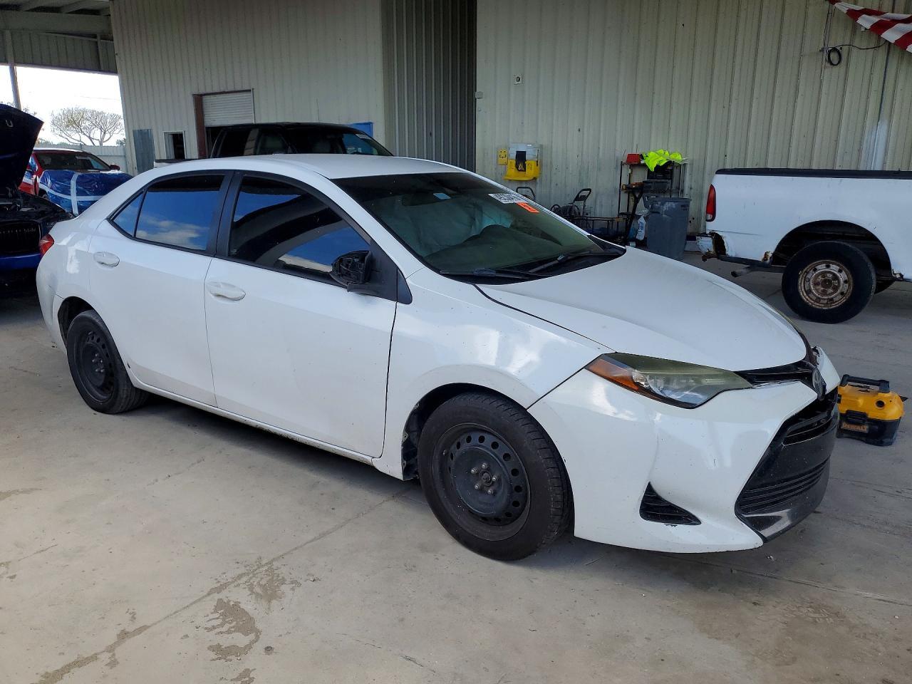 2017 Toyota Corolla Le - Image 4