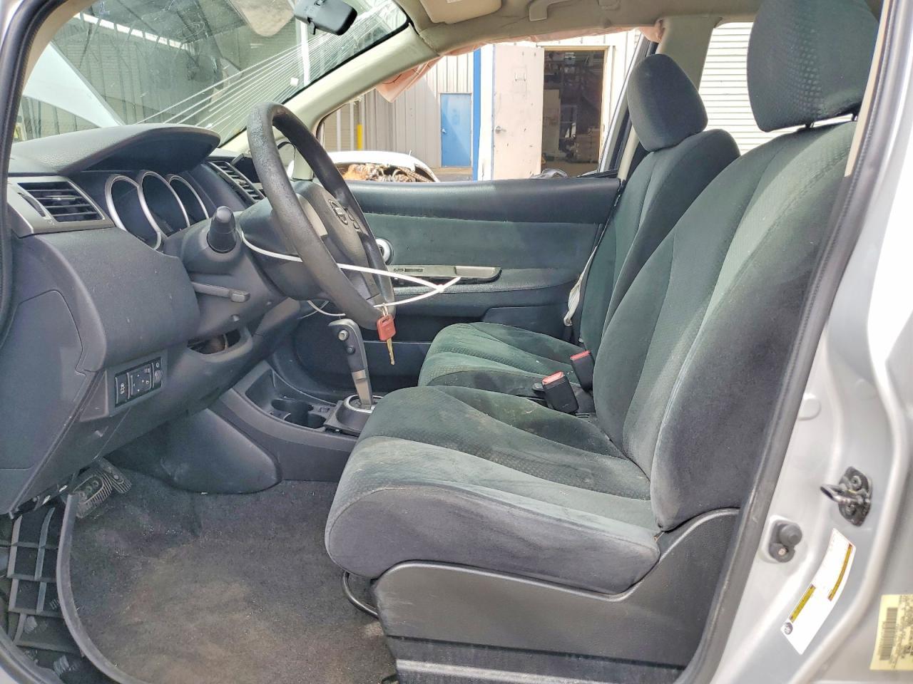 2012 Nissan Versa 1.8 S - Фото 7