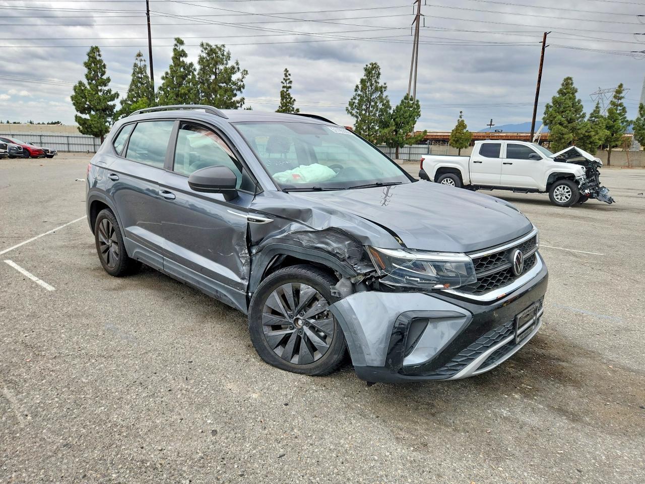 2022 Volkswagen Taos S - Фото 4