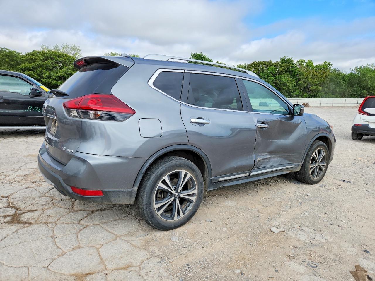 2018 Nissan Rogue Sl - Image 3