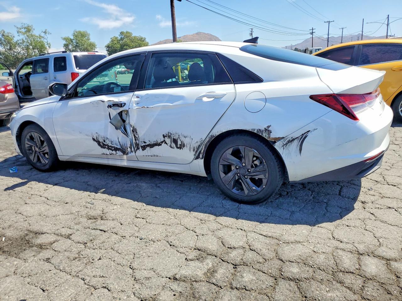 2021 Hyundai Electra - Image 2