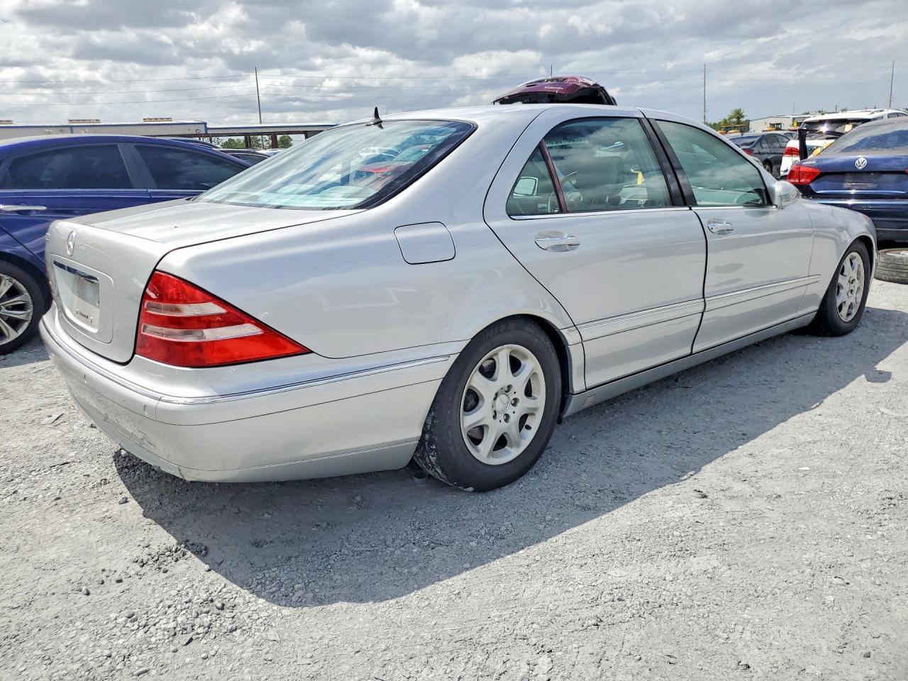 2000 Mercedes-Benz S 500 - Фото 3