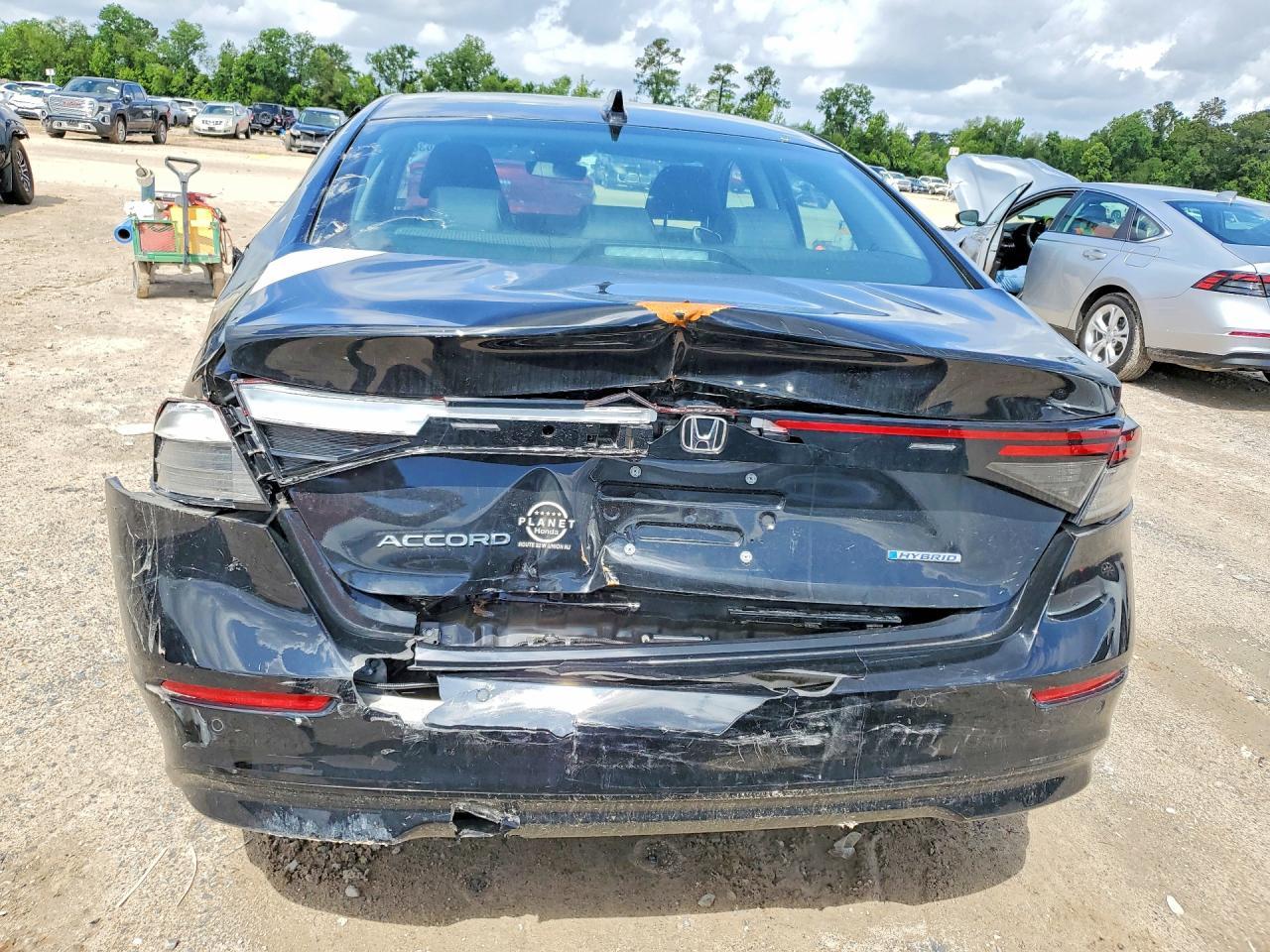 2025 Honda Accord Hybrid Exl - Image 6