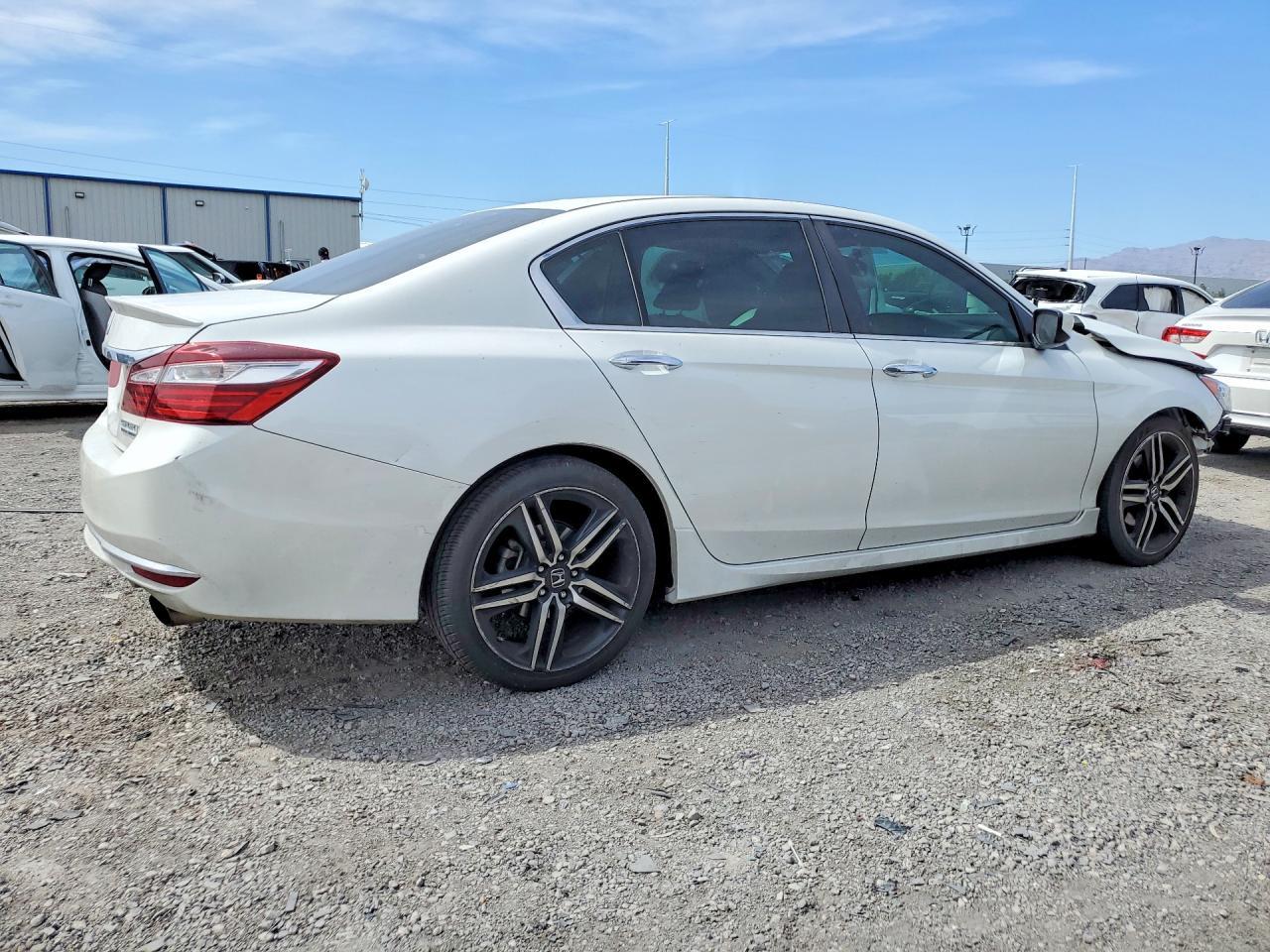 2017 Honda Accord Sport Special Edition - Image 3
