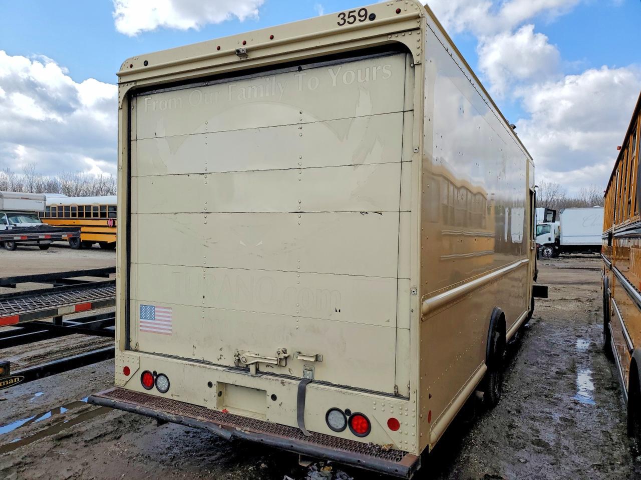 2019 Ford E450 Delivery Truck - Фото 3