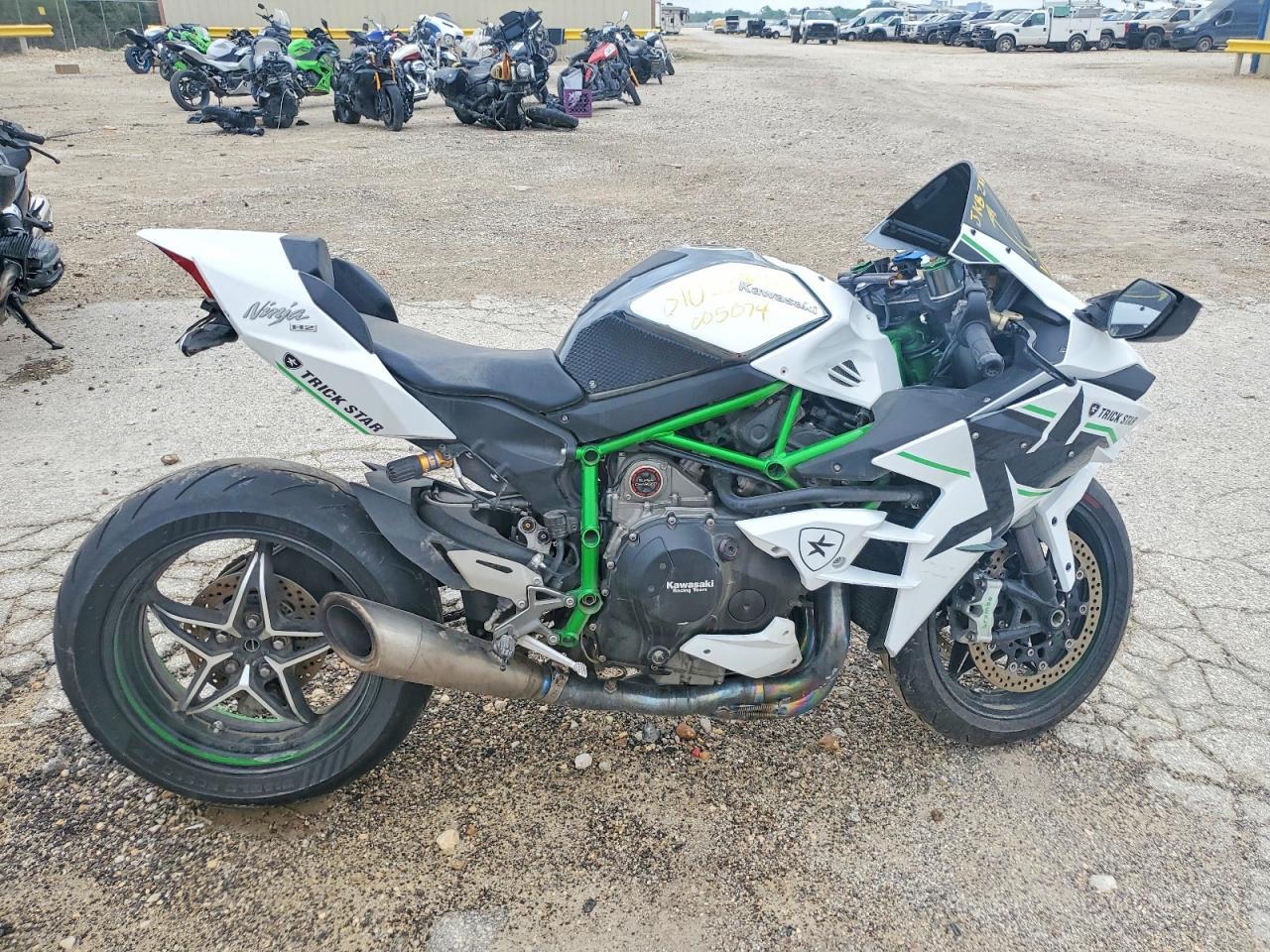 2023 Kawasaki Zx1002