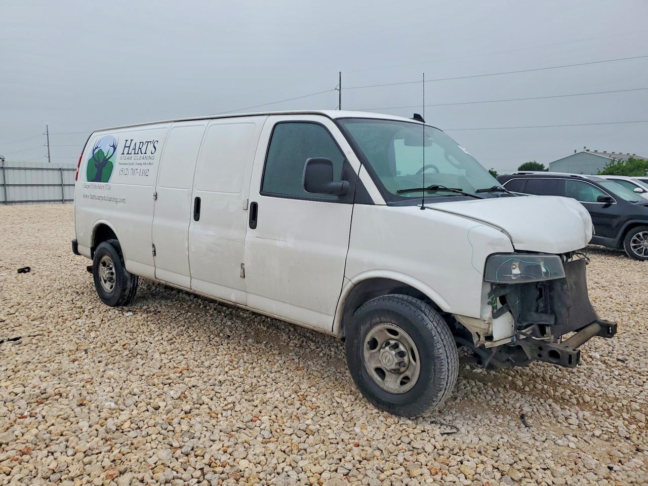 2019 Chevrolet Express 25 - Delivery Van - Image 4