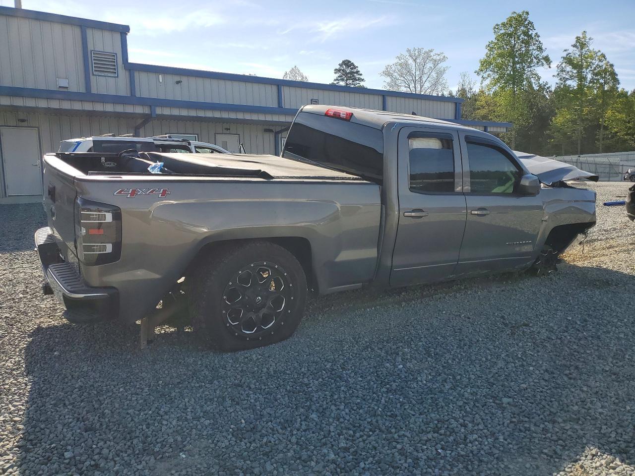 2017 Chevrolet Silverado K1500 Lt - Фото 3