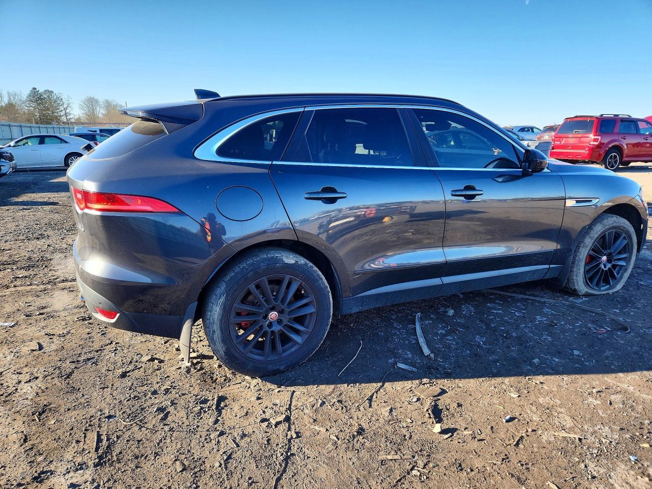 2019 Jaguar F-Pace 25T Prestige - Image 3