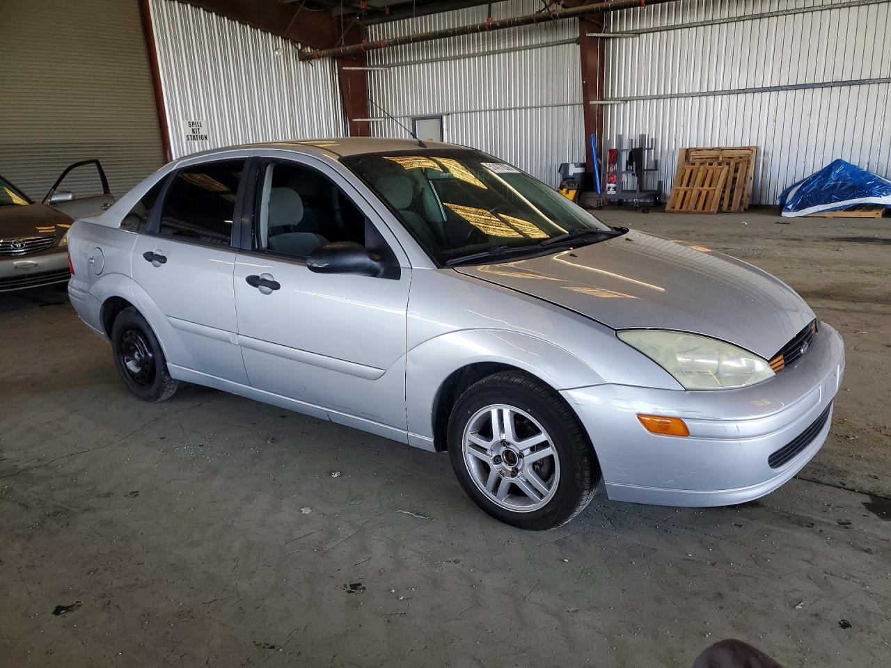 2002 Ford Focus Se - Image 4