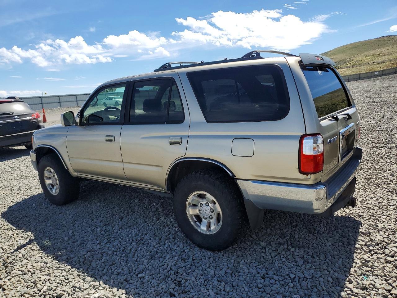 2002 Toyota 4Runner - Фото 2