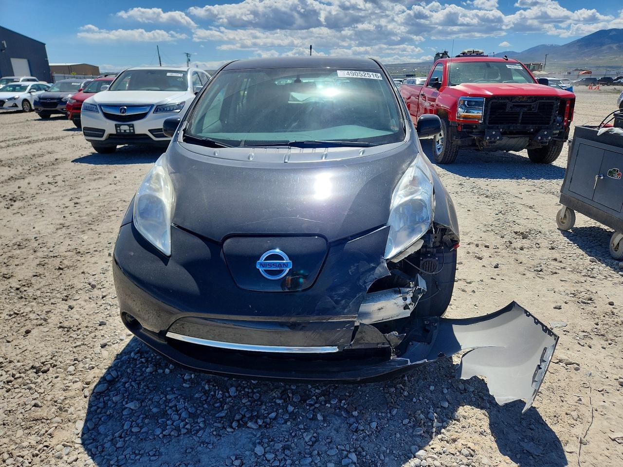 2014 Nissan Leaf S - Image 5