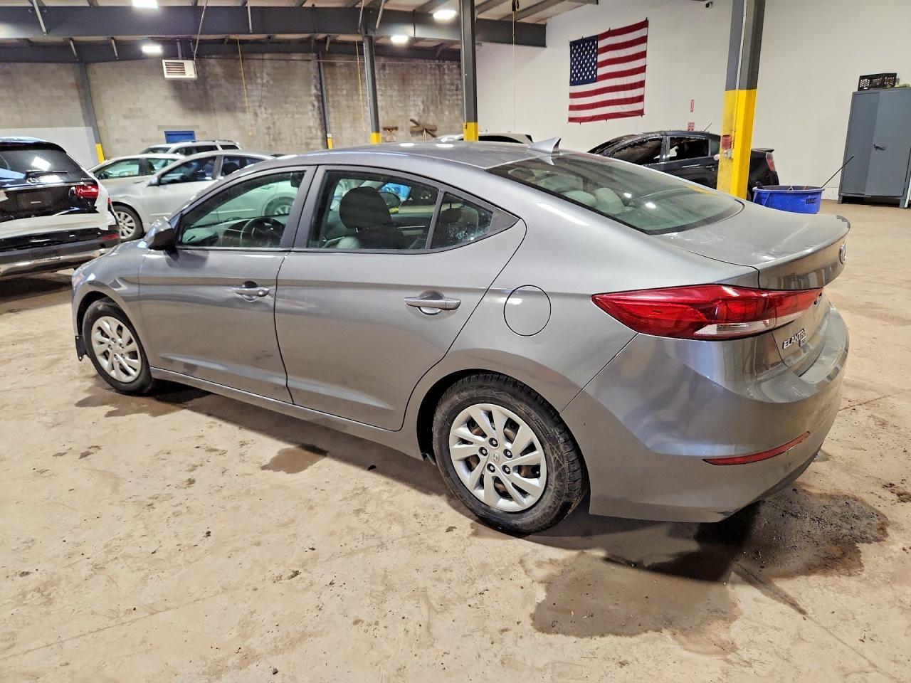 2017 Hyundai Elantra Se - Фото 2