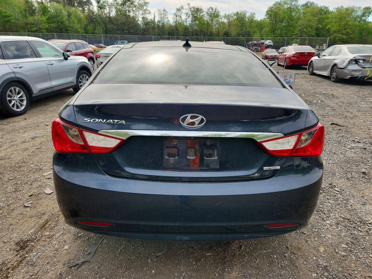 2013 Hyundai Sonata Limited - Image 6