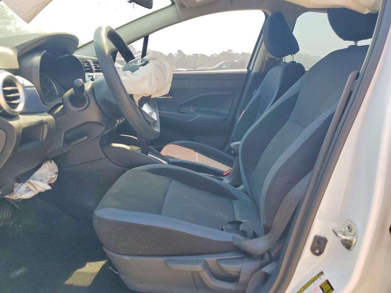 2025 Nissan Versa Sv - Фото 7