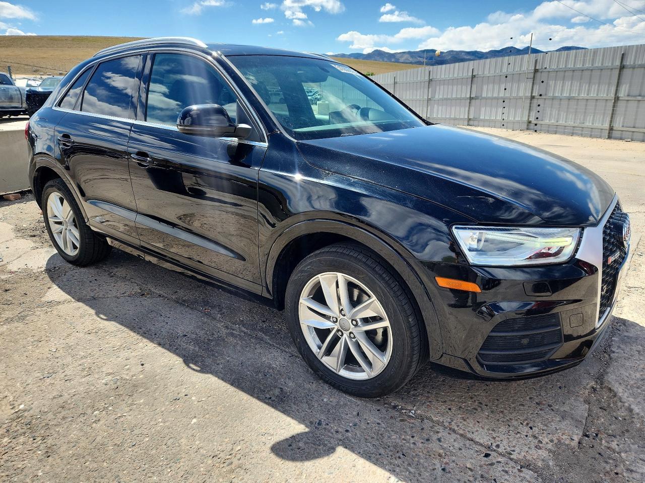 2016 Audi Q3 Premium Plus - Фото 4