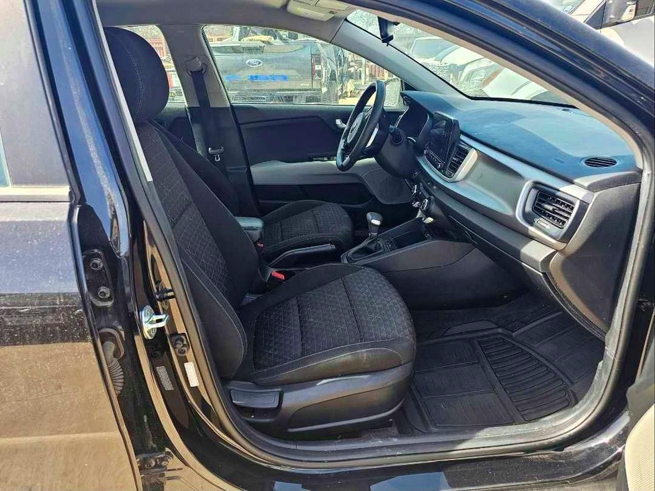 2021 Kia Rio S - Фото 5